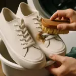 Scarpe in tessuto lavabile: gestire le macchie senza danneggiare i materiali